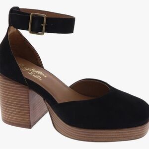 Seychelles Gleaming Pump heels